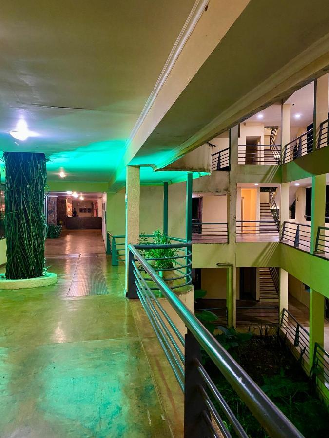 Rainforest Hotel & Cabanas Пуерто-Іґуасу Екстер'єр фото